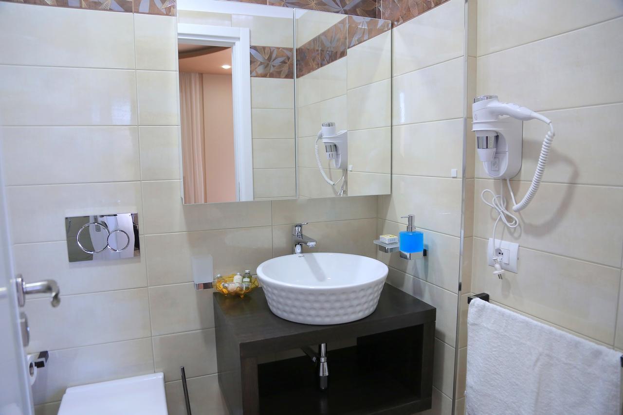 Nomelia Residence B&B Vlore Exterior photo